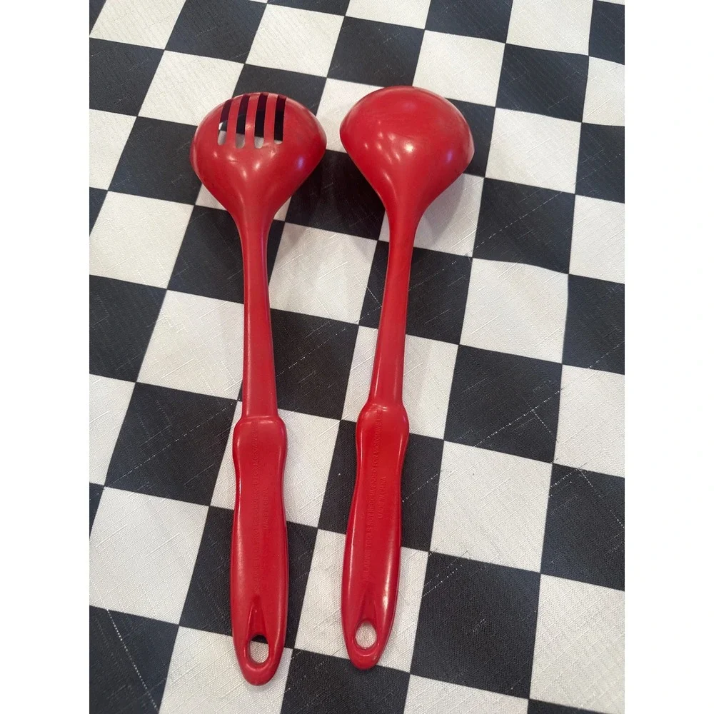 Red Melamine Kitchen Utensil Set Solid and Slotted Serving Spoons 2 Piece